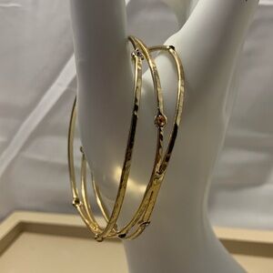 Gold Tone Bracelet With Gems